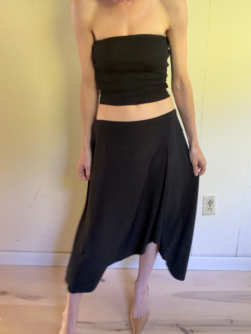 Vintage Y2K hanky hem black skirt minimalist